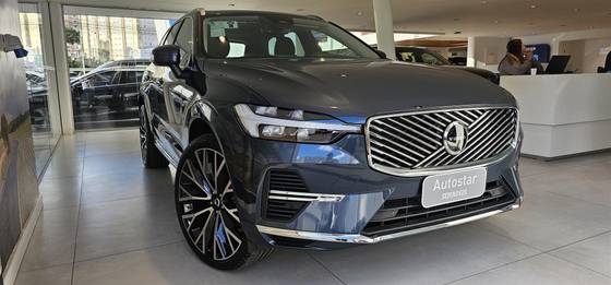 VOLVO XC60 2.0 T8 PHEV PLUS AWD GEARTRONIC VOLVO XC60 2.0 T8 PHEV PLUS AWD GEARTRONIC